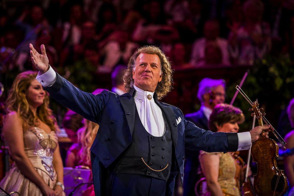 Porträt von André Rieu während einem Auftritt