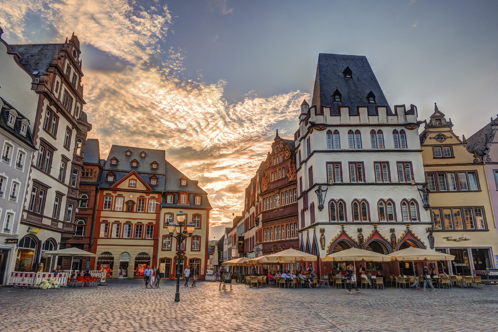 Marktplatz Trier im Sonnenuntergang