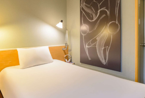 Hotel ibis Milano Centro Bett
